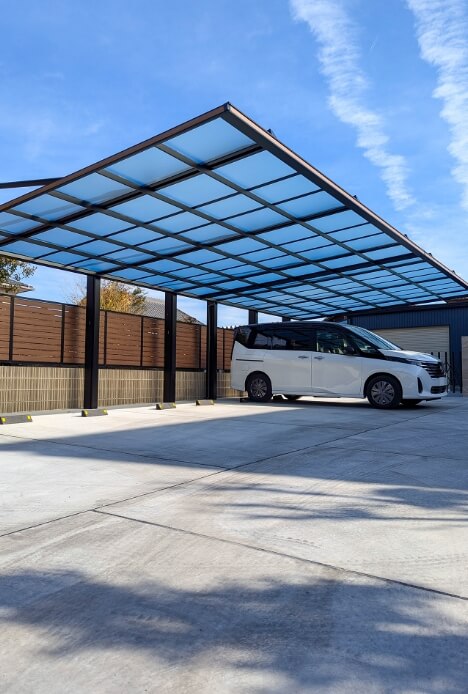 カーポートガレージ