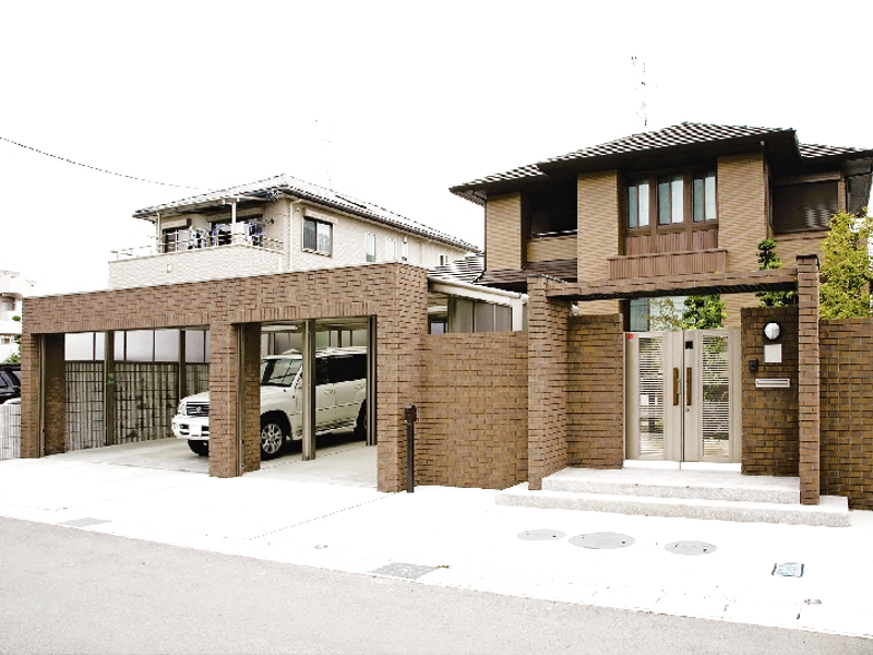 重厚感のあるクローズドエクステリア