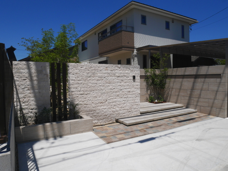 上品なオープンエクステリア