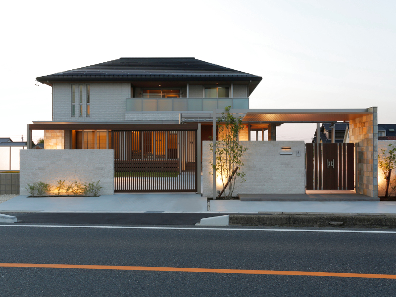 洗練された吊り下げ屋根