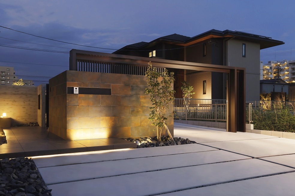 スタイリッシュな和モダンな外構