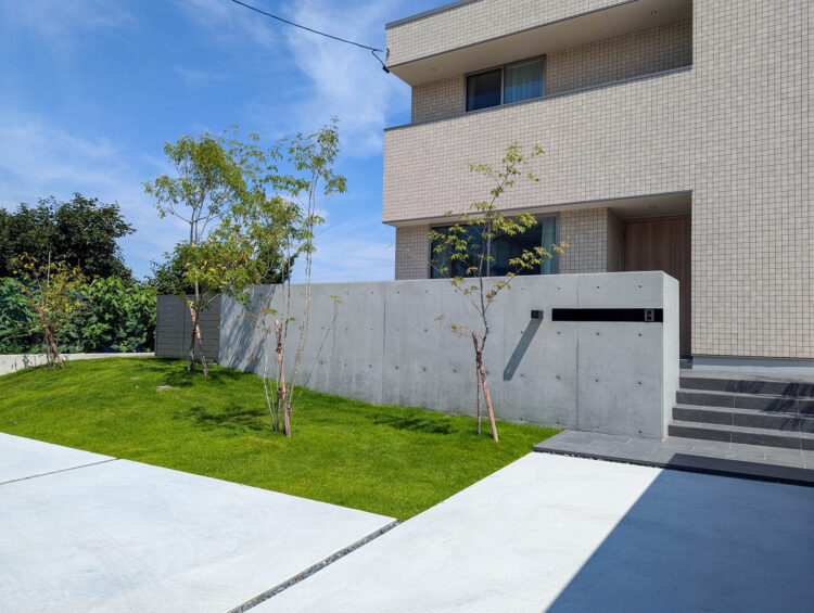 愛西市　新築外構の施工事例を追加しました