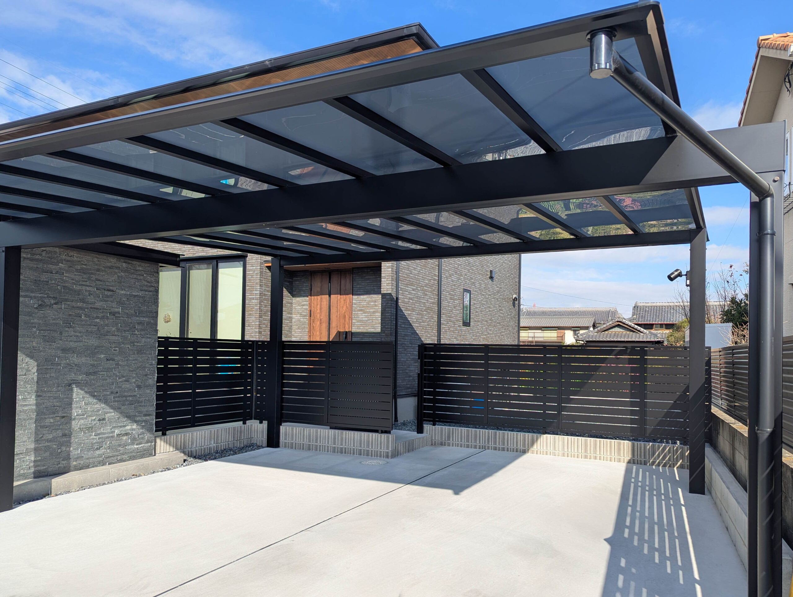 愛知県愛西市 斜めの敷地 梁を伸ばして駐車をスムーズに