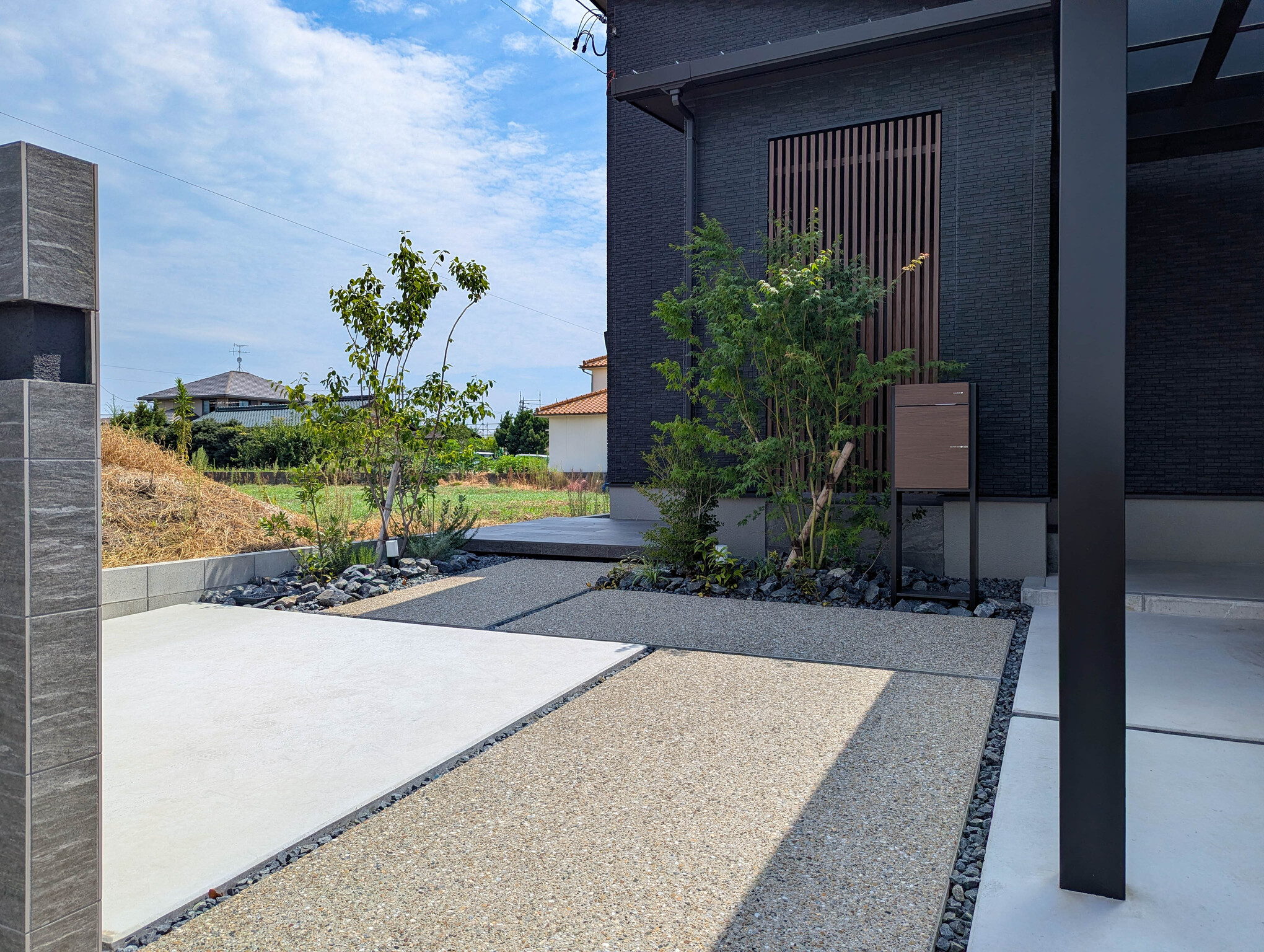 愛知県稲沢市　門柱裏の活用方法　駐輪スペース